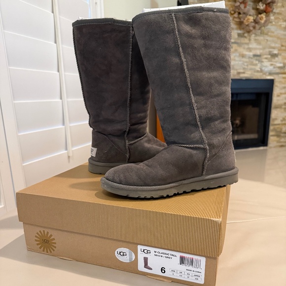 UGG Women's Classic Tall Boots in Grey - Picture 1 of 1